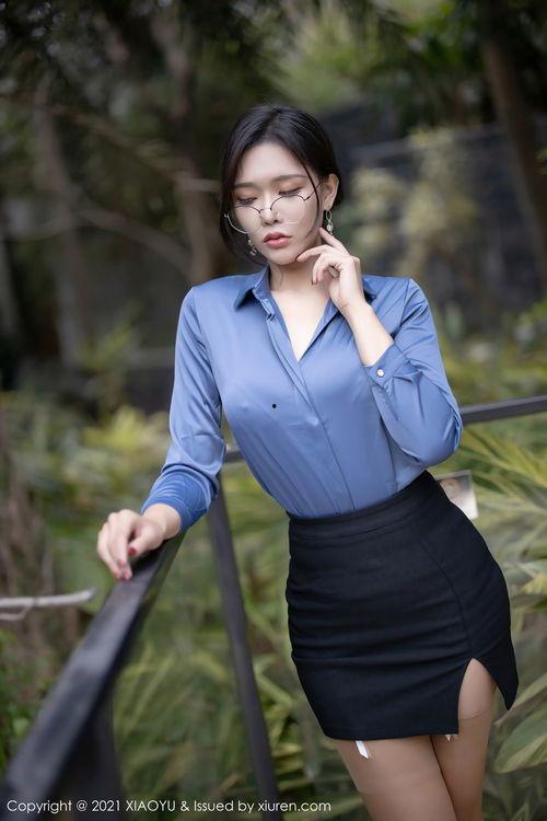 不文女学堂三在线观看,揭秘女性独立与成长的秘密花园 第3张 不文女学堂三在线观看,揭秘女性独立与成长的秘密花园 第3张